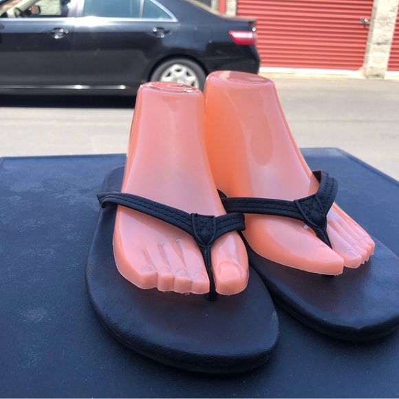 Flojos Women’s Black Flip Flop Sandals Size 10 - Picture 4 of 9